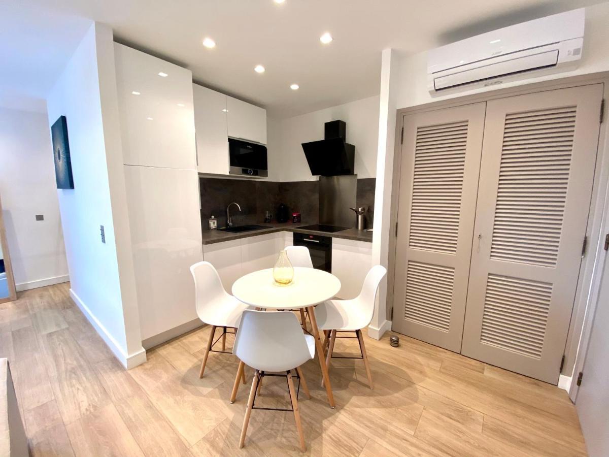 Magnifique Studio A Deux Pas Du Port De Saint-Tropez Exteriör bild